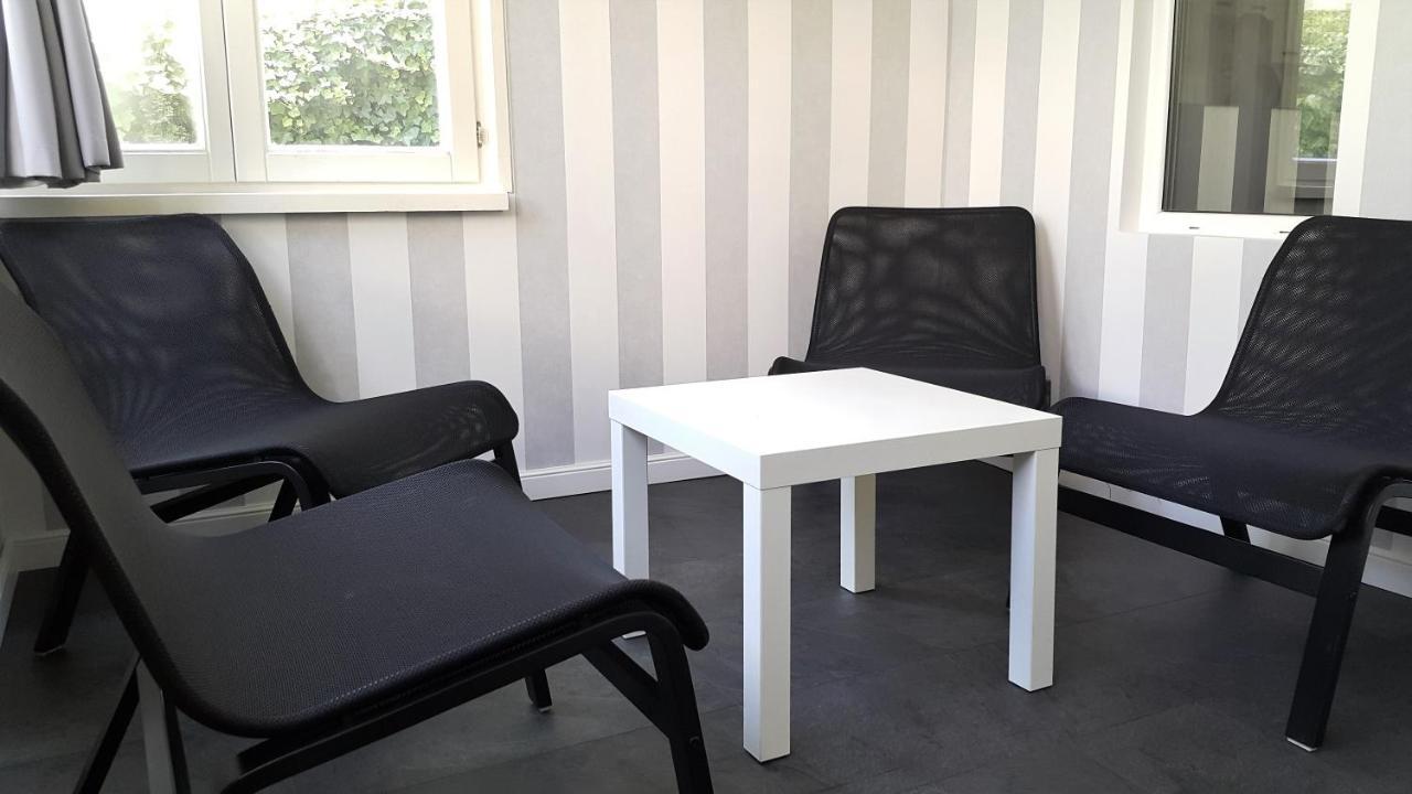 1st Class Apartment